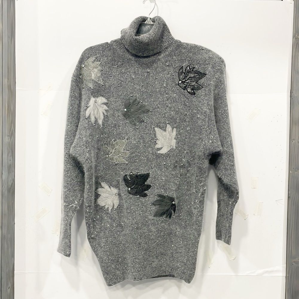 VTG Silk Angora Women‎ Sweater Sz Sm I.B. Diffusion Beaded Leather Leaf  Gray